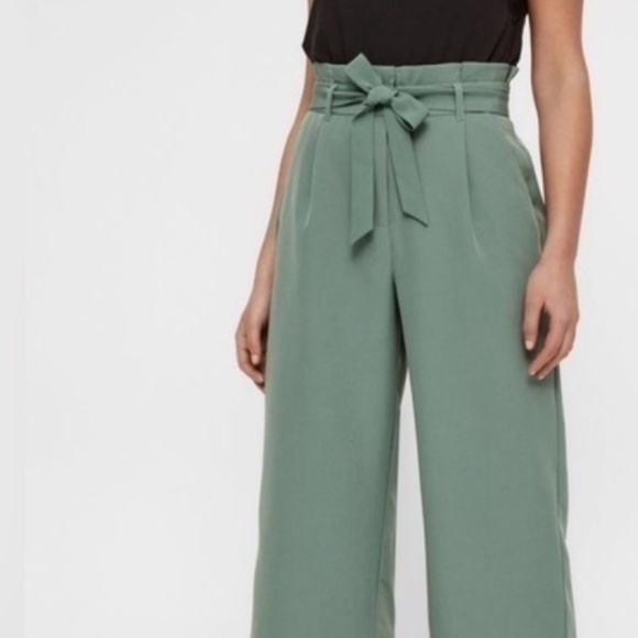 Vero Moda Culotte Paperbag Pants Sage Green Medium - Picture 1 of 1